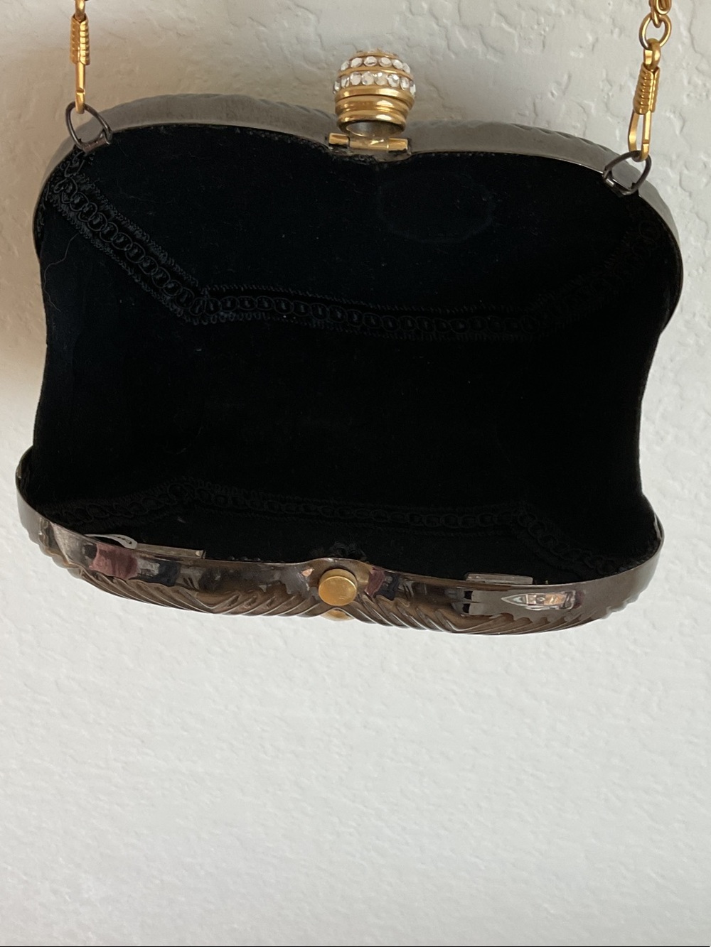 Gold and Black/Charcoal Gray Sculpted Leaf Crossbody Metal Clutch - Women Bags - Picture 7 of 15
